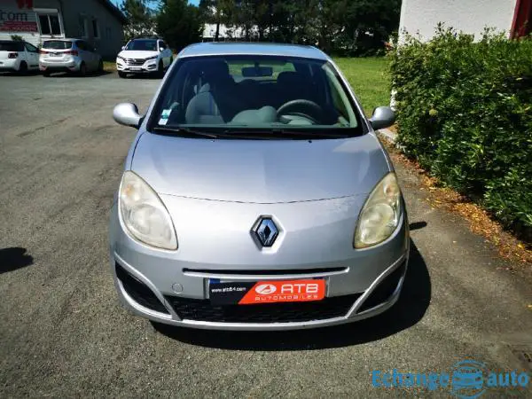 RENAULT TWINGO II 1.2 16v 75 eco2 Expression 
