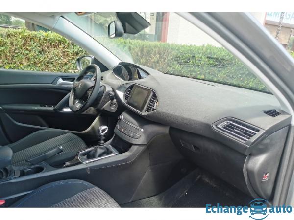 PEUGEOT 308 PureTech 110ch SetS BVM6 Style