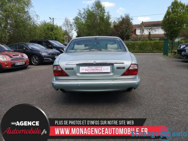 Jaguar XJ8 3.2 236cv BVA