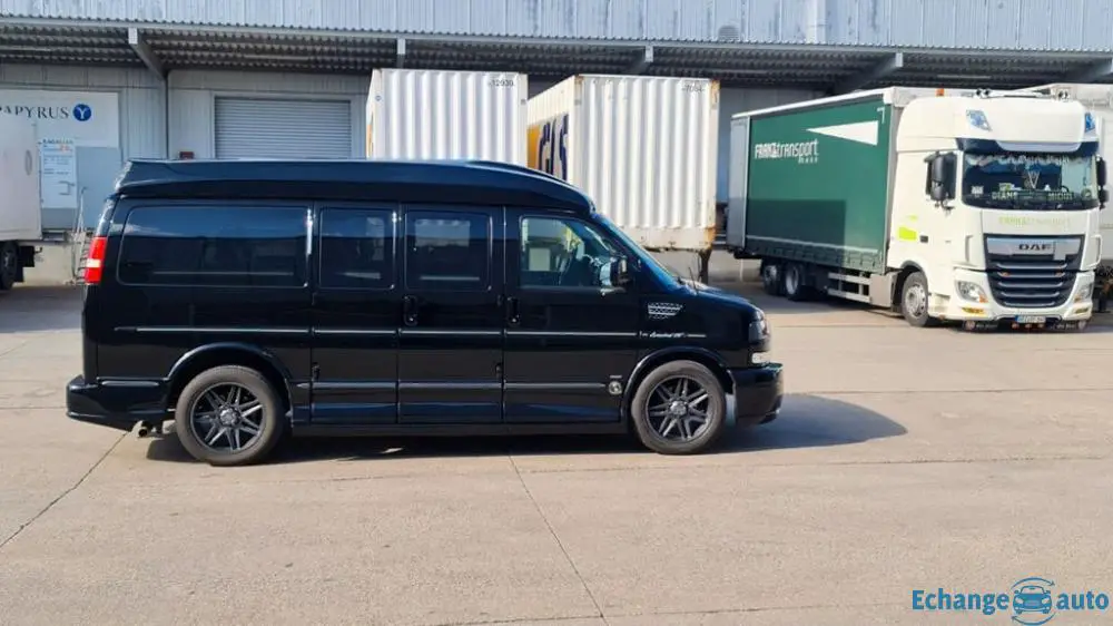 GMC Savana Explorer Limited SE Van 4x4 AWD 2,