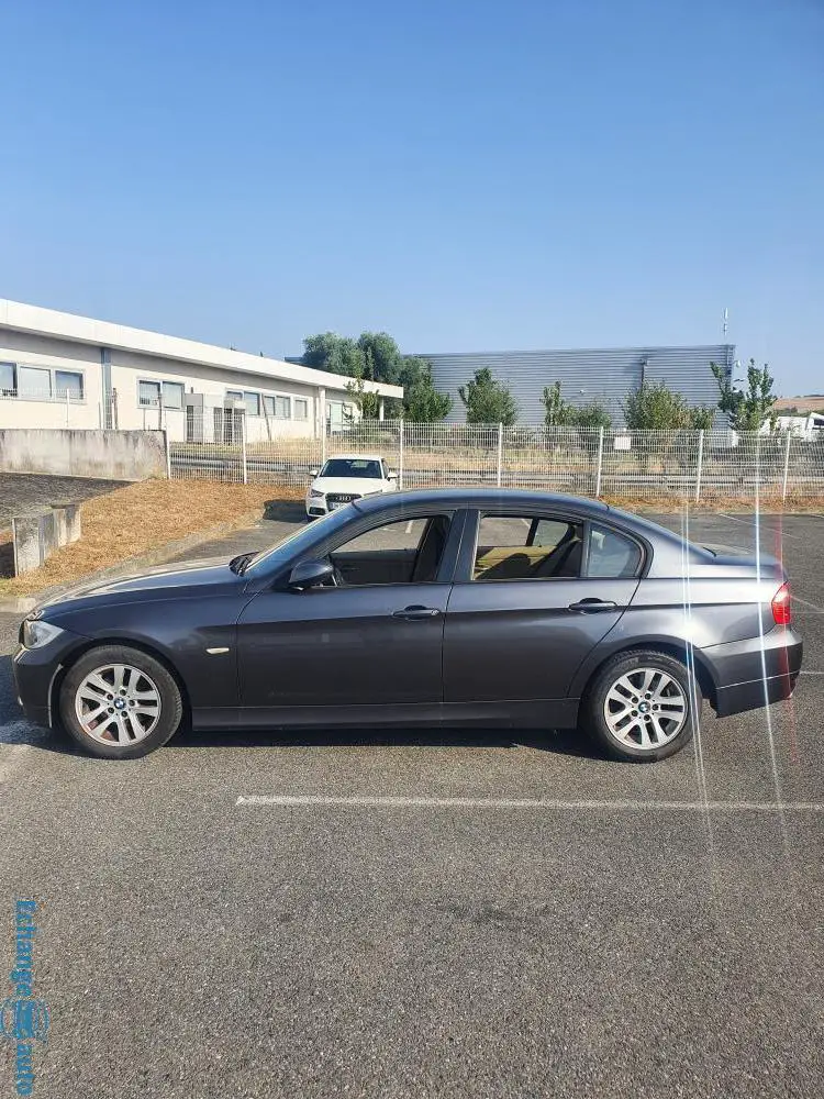 Bmw serie e90 318d 143ch edition