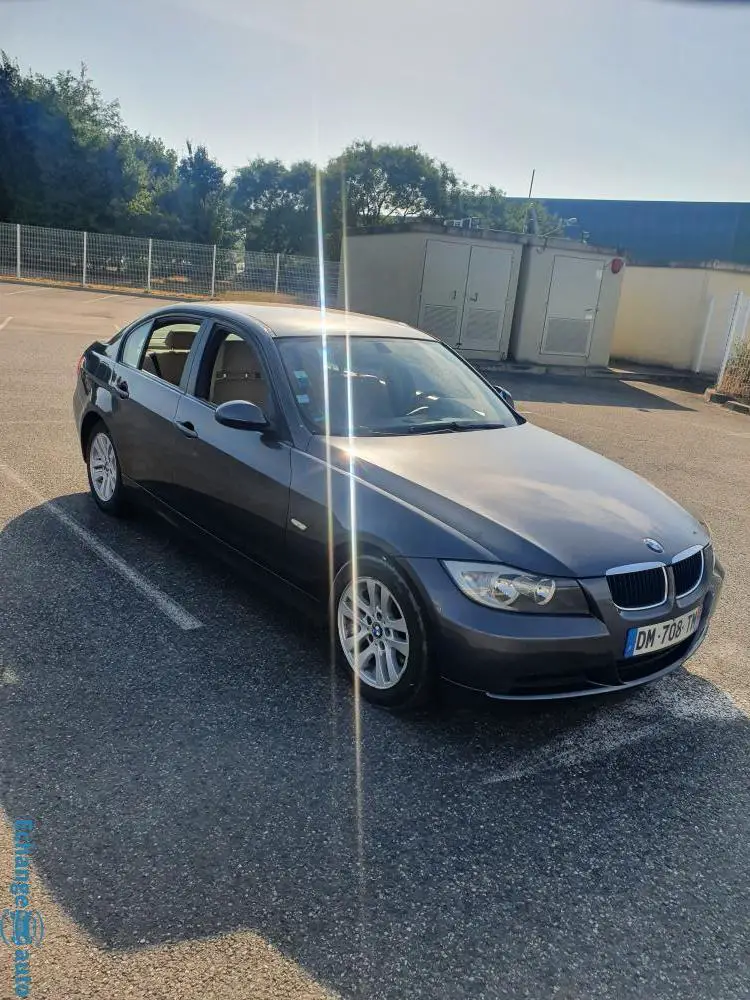 Bmw serie e90 318d 143ch edition