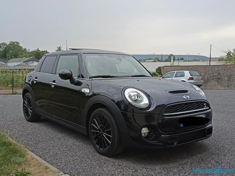 MINI COOPER (F55) SD 170CH BVA BLACK ÉDITION