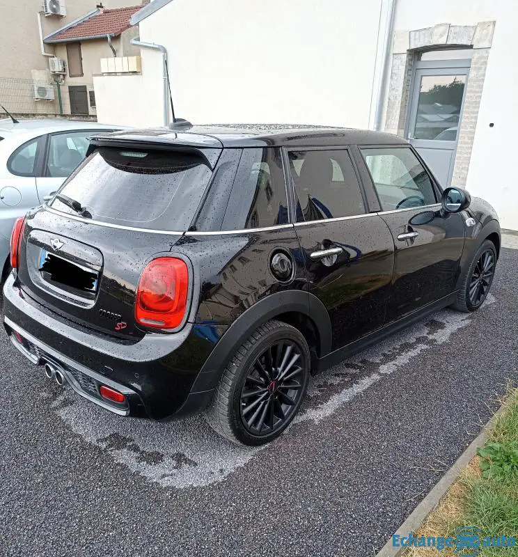 MINI COOPER (F55) SD 170CH BVA BLACK ÉDITION
