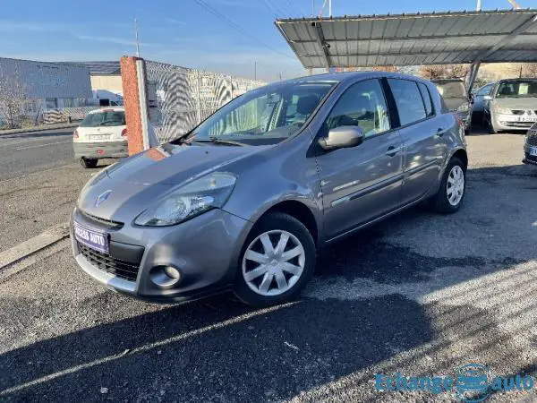 RENAULT CLIO III dCi 85 eco2 Dynamique