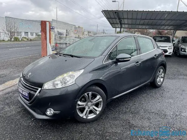 PEUGEOT 208 1.4 HDi 68ch Allure
