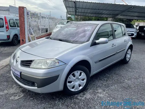 RENAULT MEGANE II 1.5 dCi 105 Dynamique