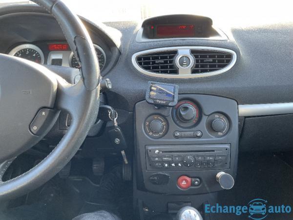 RENAULT CLIO III dCi 85 eco2 Dynamique