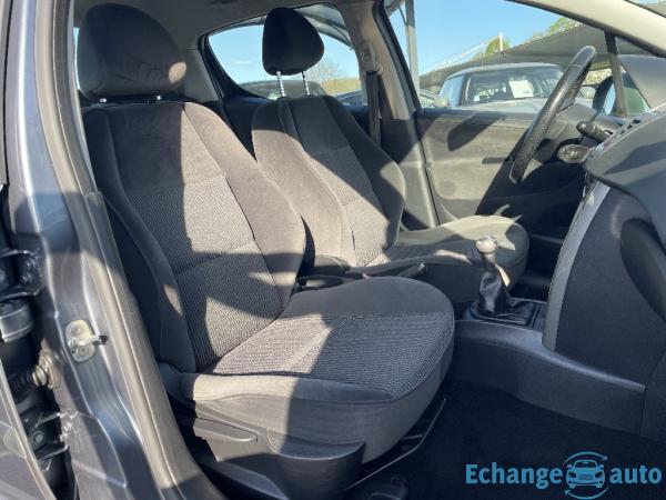 PEUGEOT 207 1.6 HDi 16V 90ch BLUE LION Premium