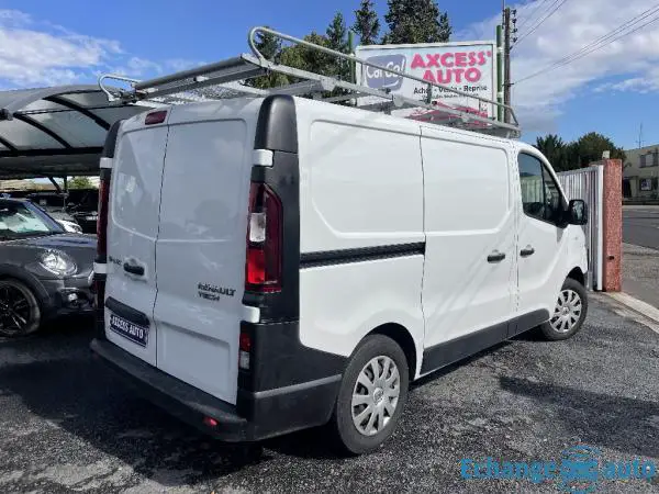 RENAULT TRAFIC FOURGON L1H1DCI 120