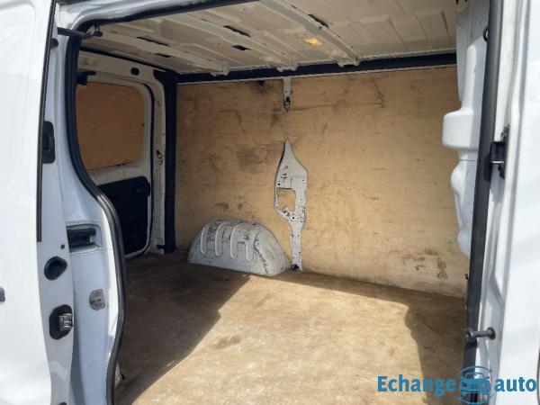 RENAULT TRAFIC FOURGON L1H1DCI 120