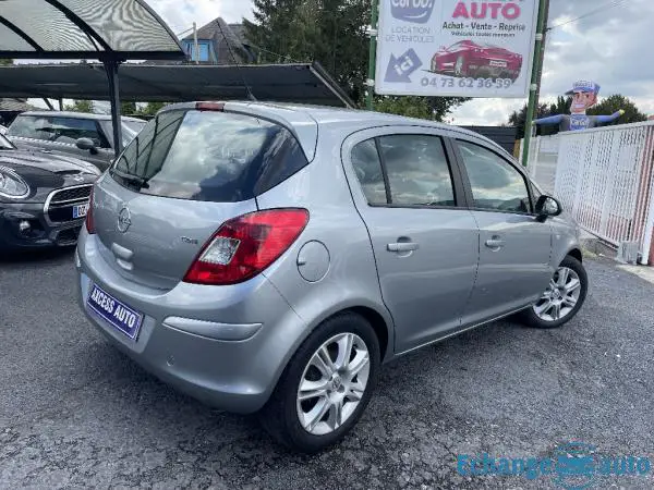 OPEL CORSA 1.3 CDTI - 90 Cosmo Easytronic