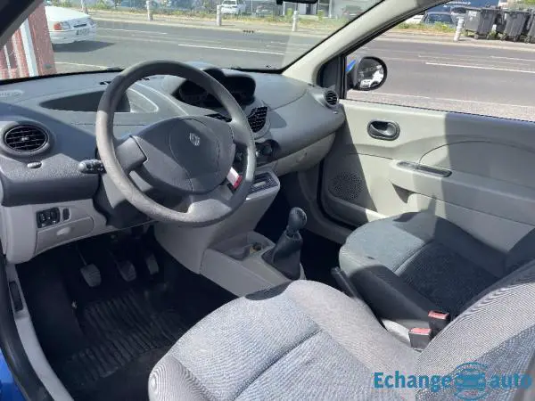 RENAULT TWINGO II 1.2 16v 75 eco2 Expression