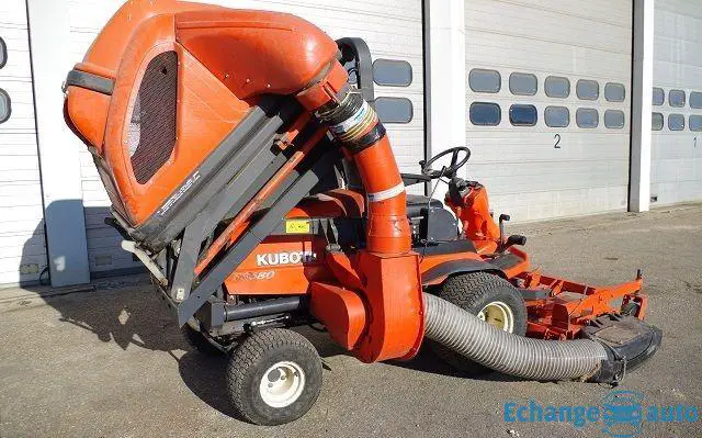 TONDEUSE 4x4 KUBOTA 3680 EC