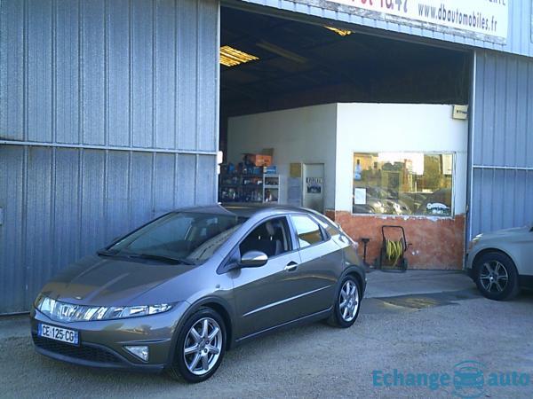 HONDA CIVIC Civic 1.8 i-VTEC Sport