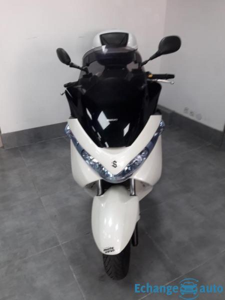Suzuki Burgman 200