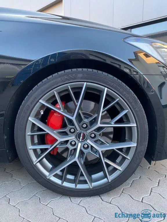 Hyundai Genesis Sport Limousine 3.8 V6 GDI