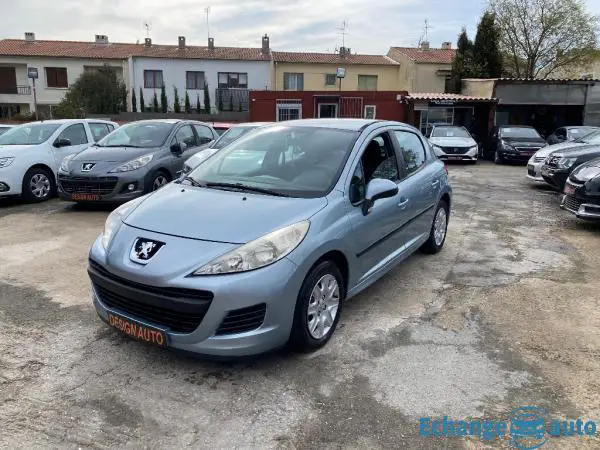 PEUGEOT 207 1.4 HDi 70ch BLUE LION Active