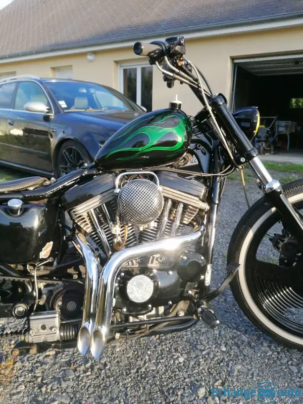 Harley davidson 1200 bobber (FREEWAY MAGAZINE