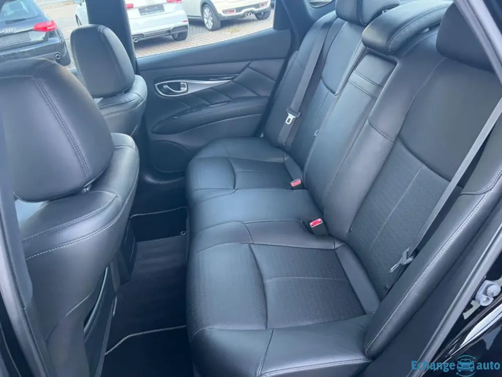 Infiniti Q70 30d V6 S Auto