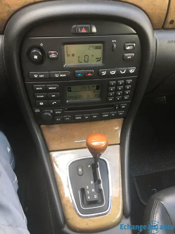 Jaguar X-Type 2.5 Liter V6 Executive