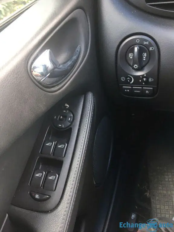 Jaguar X-Type 2.5 Liter V6 Executive