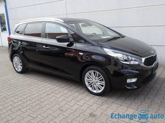 Kia Carens 1.6 GDI Dream Team Edition