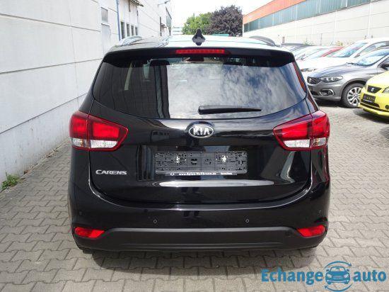 Kia Carens 1.6 GDI Dream Team Edition