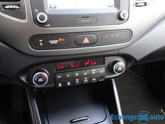 Kia Carens 1.6 GDI Dream Team Edition