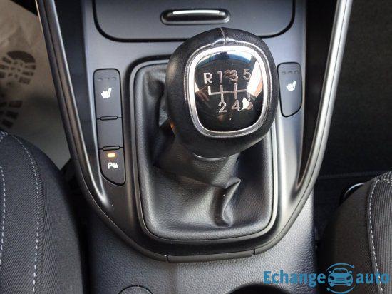 Kia Carens 1.6 GDI Dream Team Edition