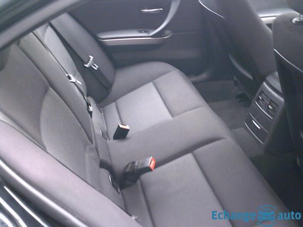 BMW SERIE 3 E90 320i 170ch Confort