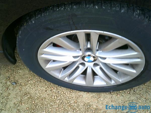 BMW SERIE 3 E90 320i 170ch Confort