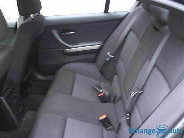 BMW SERIE 3 E90 320i 170ch Confort