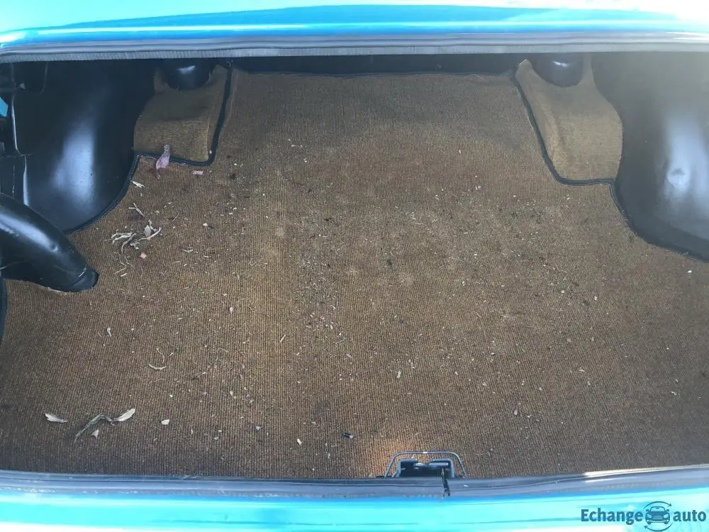 PEUGEOT 504 BERLINE 2.1D 59CV