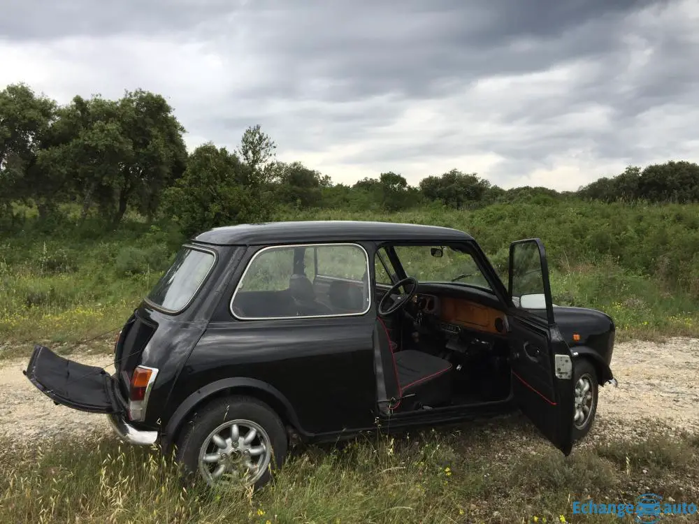 MINI AUSTIN 1000 BERLINE 40CV TBE