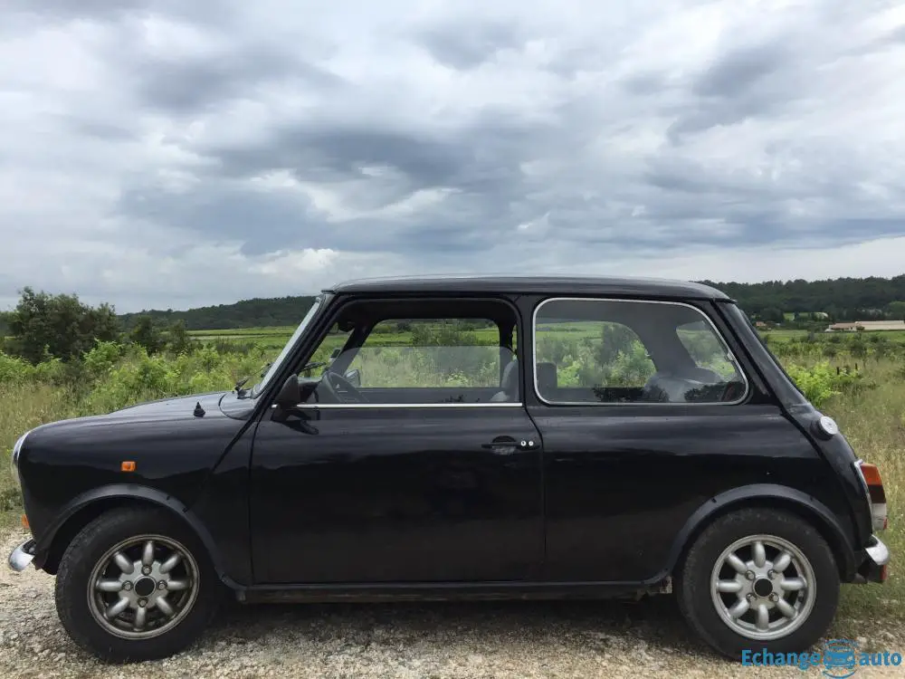 MINI AUSTIN 1000 BERLINE 40CV TBE