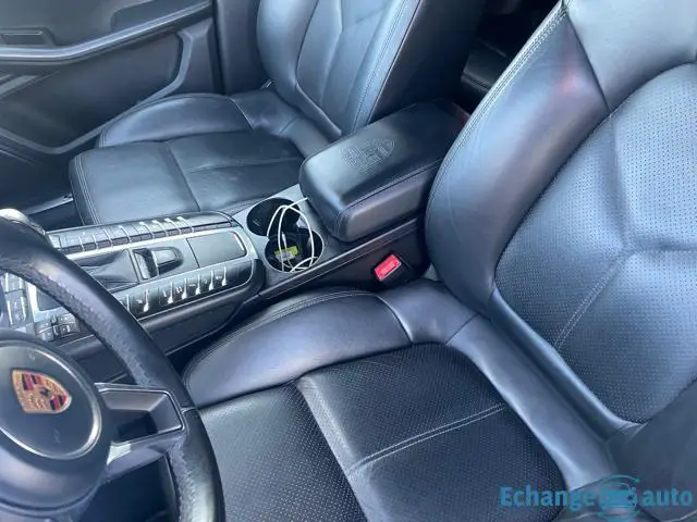 Porsche Macan S
