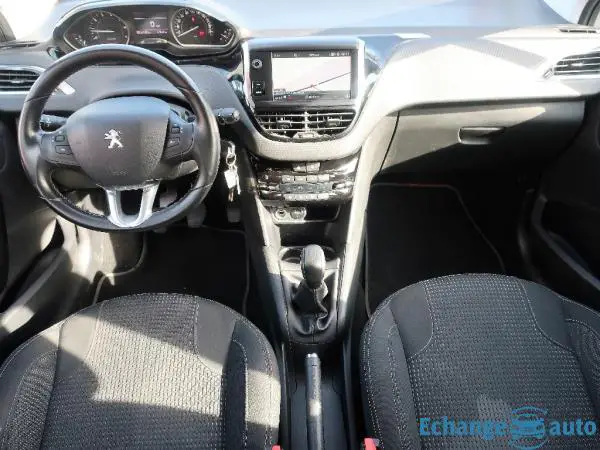 PEUGEOT 208 1.2 PureTech 110ch SetS BVM5 Allure