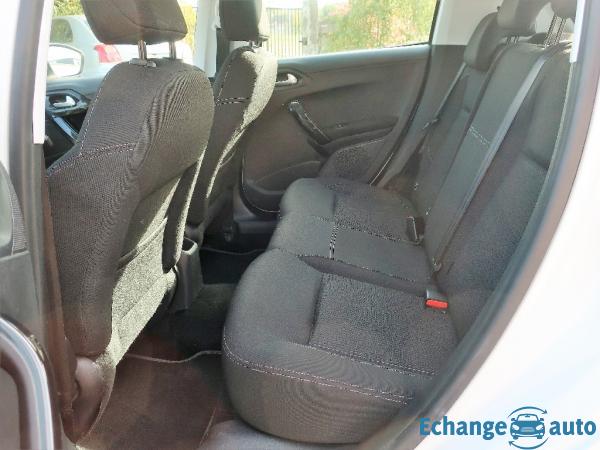 PEUGEOT 208 1.2 PureTech 110ch SetS BVM5 Allure