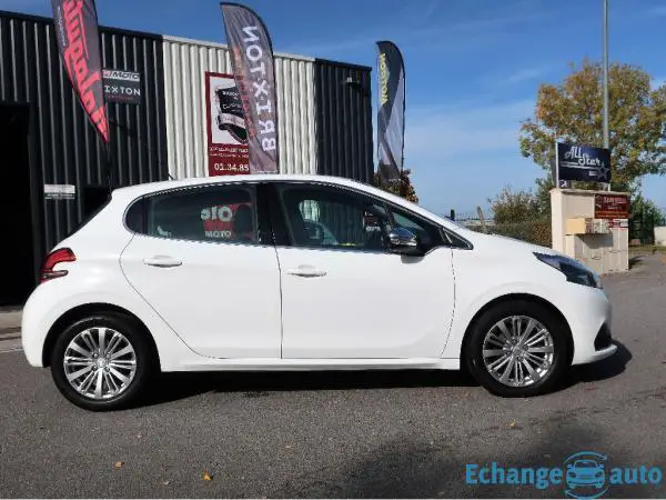 PEUGEOT 208 1.2 PureTech 110ch SetS BVM5 Allure