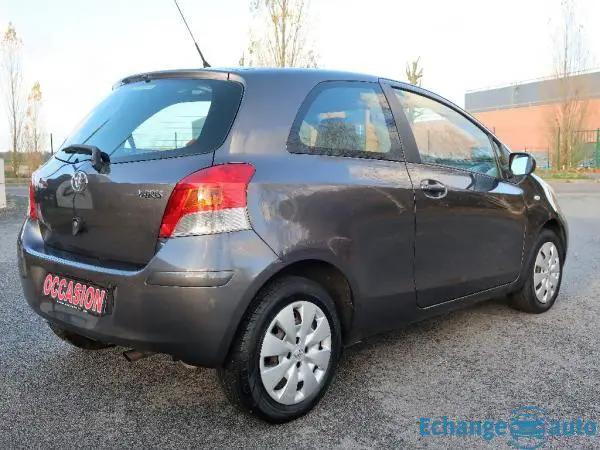 TOYOTA YARIS 100 VVT-i Confort SetS 3p