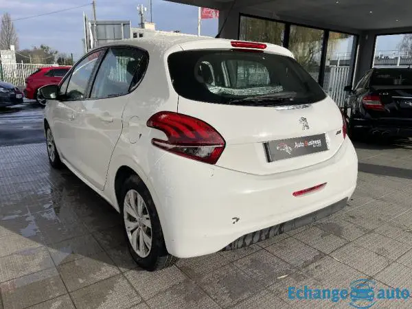 PEUGEOT 208 208 1.6 e-HDi 92ch FAP BVM5 Business Pack