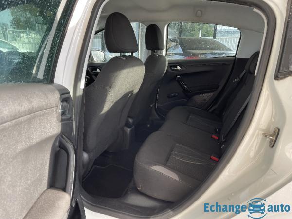 PEUGEOT 208 208 1.6 e-HDi 92ch FAP BVM5 Business Pack