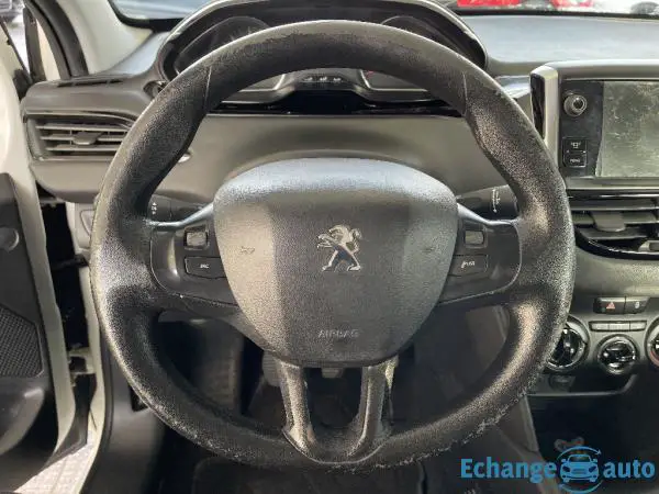 PEUGEOT 208 208 1.6 e-HDi 92ch FAP BVM5 Business Pack