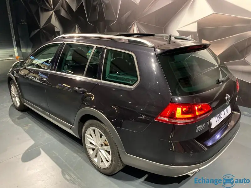 VOLKSWAGEN GOLF VII SW