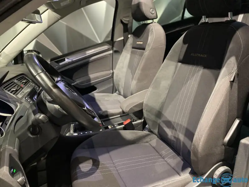 VOLKSWAGEN GOLF VII SW