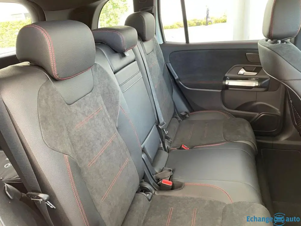 Mercedes-Benz EQB 300 4M AMG Line