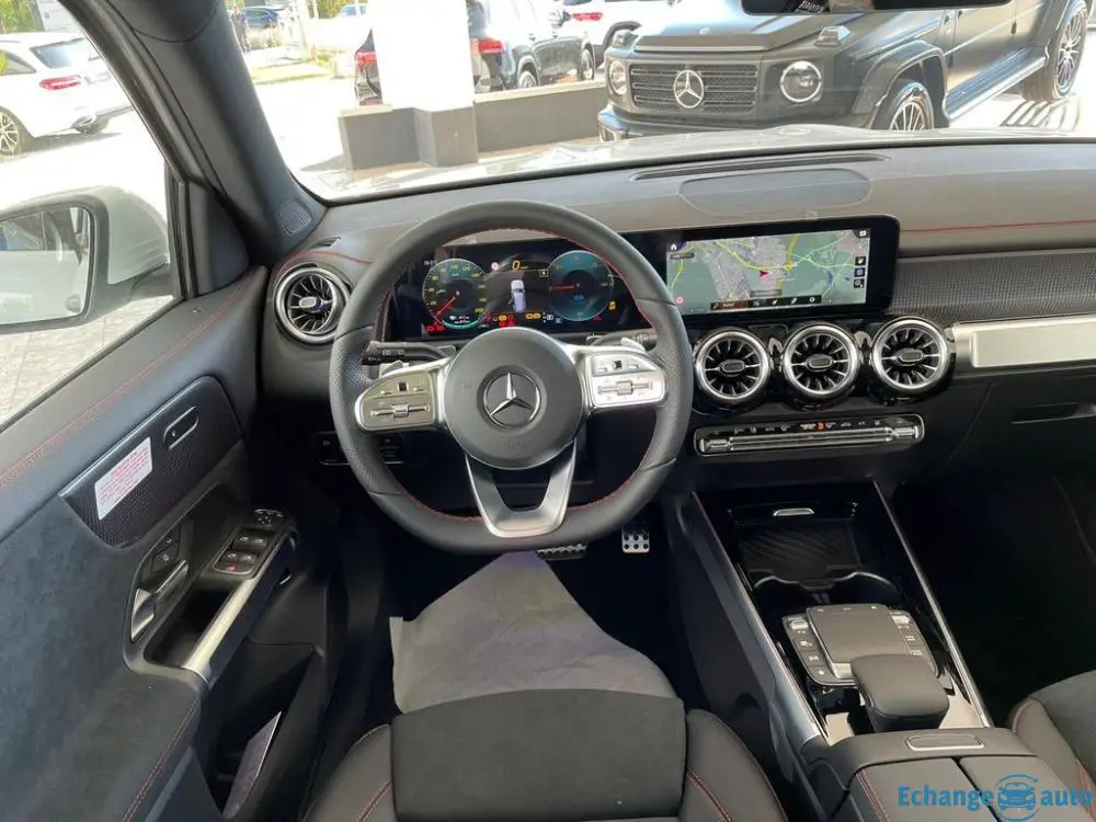 Mercedes-Benz EQB 300 4M AMG Line