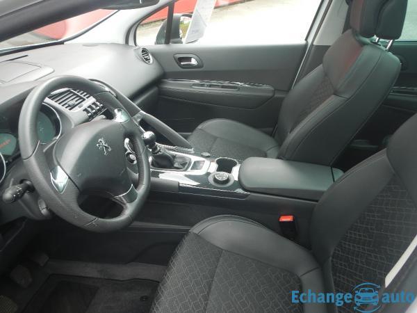 Peugeot 3008 ALLURE 1.6 HDI 1115CV BVM6