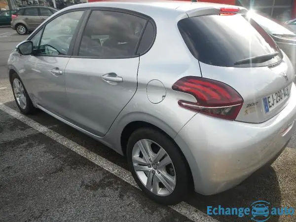 Peugeot 208 STYLE 1.6 HDI 100CV BVM5